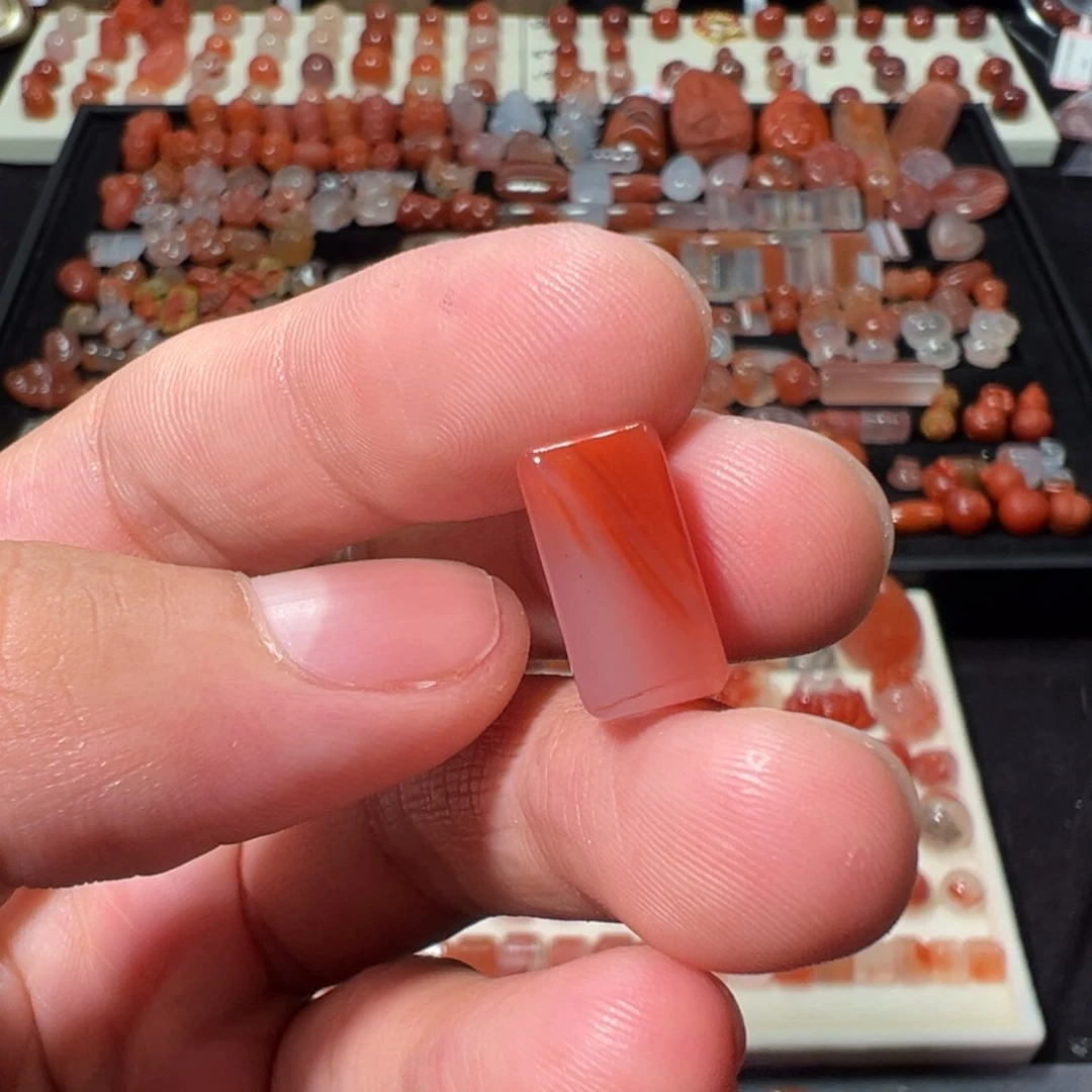 南红玛瑙川料未镶嵌长条印章1