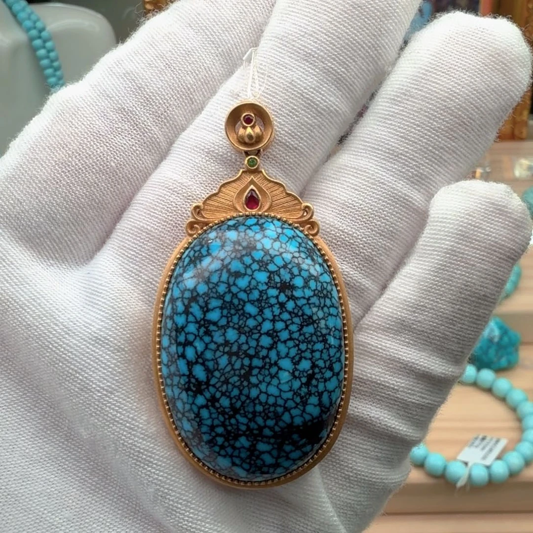 绿松石18K金镶嵌珠宝奇石