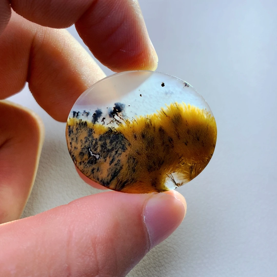 流***绰未镶嵌颈饰玛瑙/玉髓