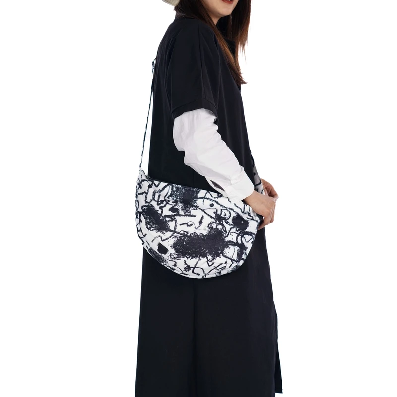 无则艺【饺子包】原创黑墨多用男女通用单肩斜挎包