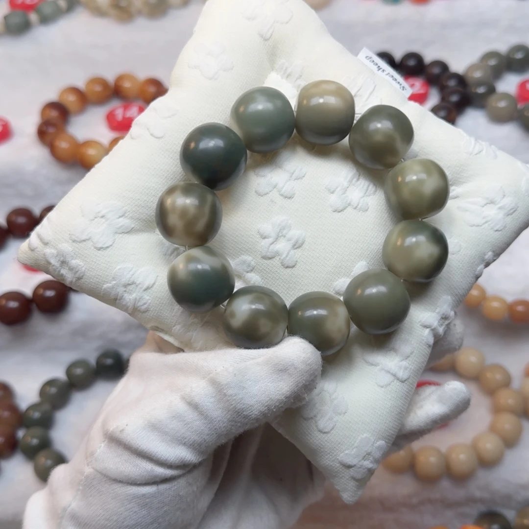 吊坠白玉菩提卡22手工干磨初夏