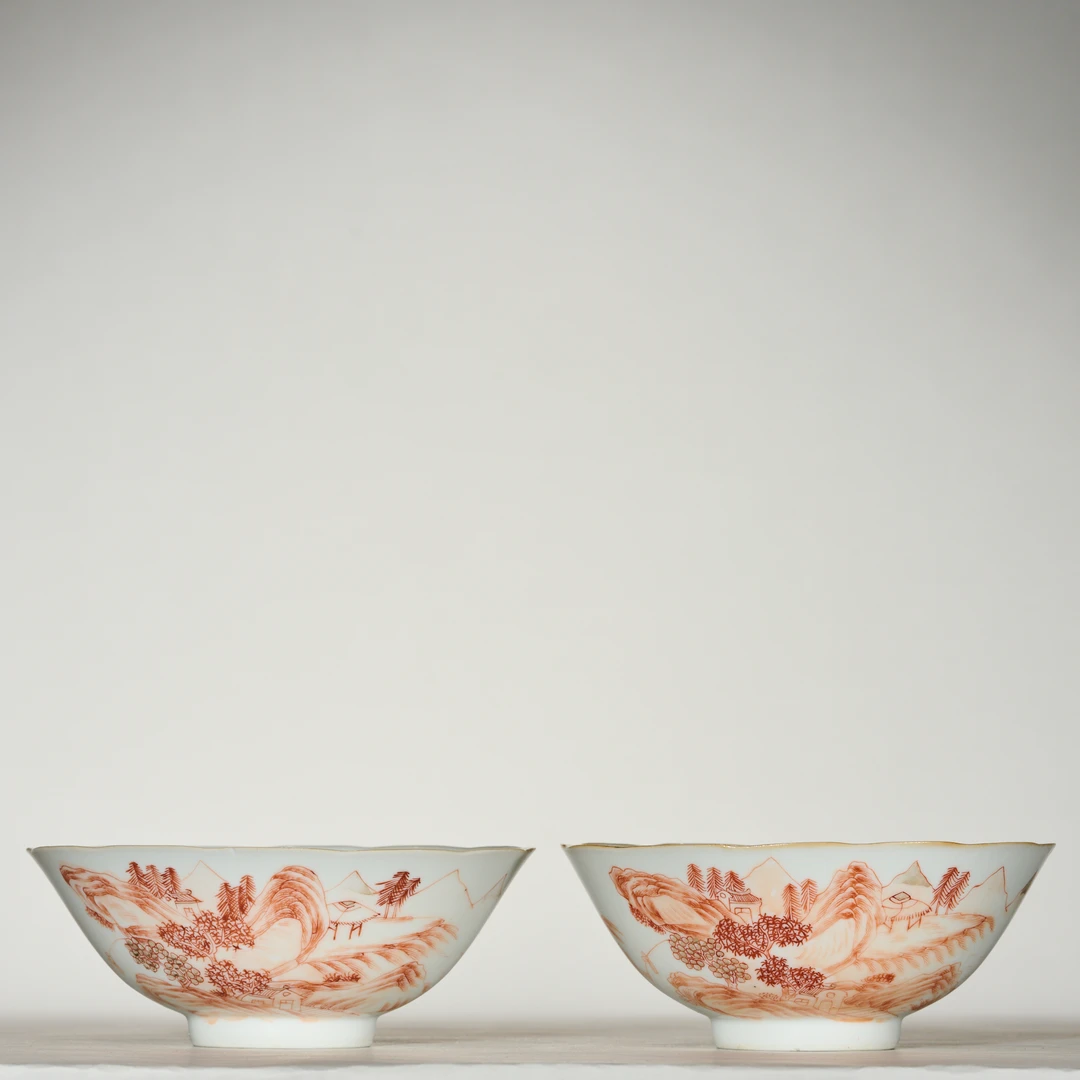 【古董拍卖】5571清晚期·矾红山水纹碗一对