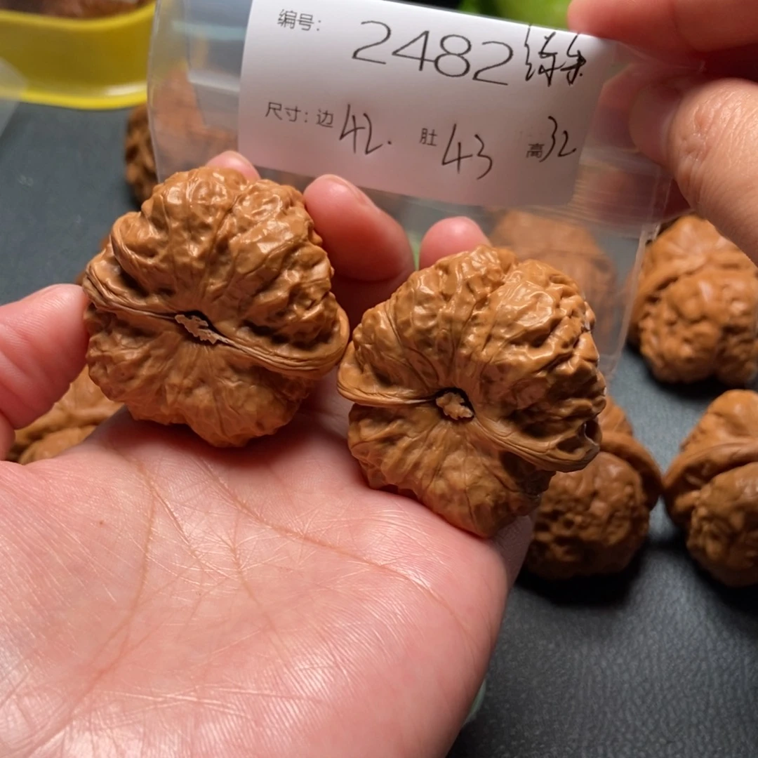 文玩核桃吊坠蛤蟆