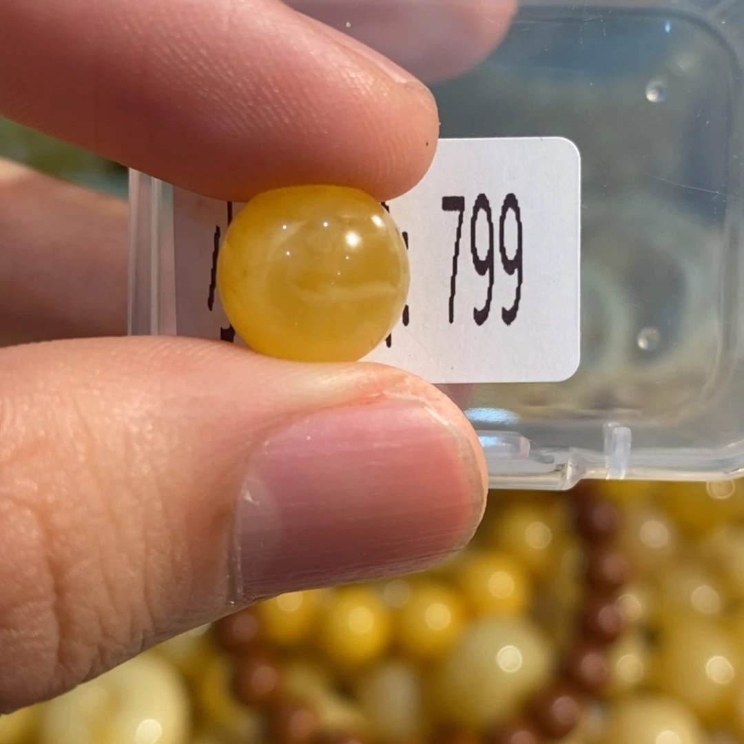 琥珀未镶嵌珠宝奇石799