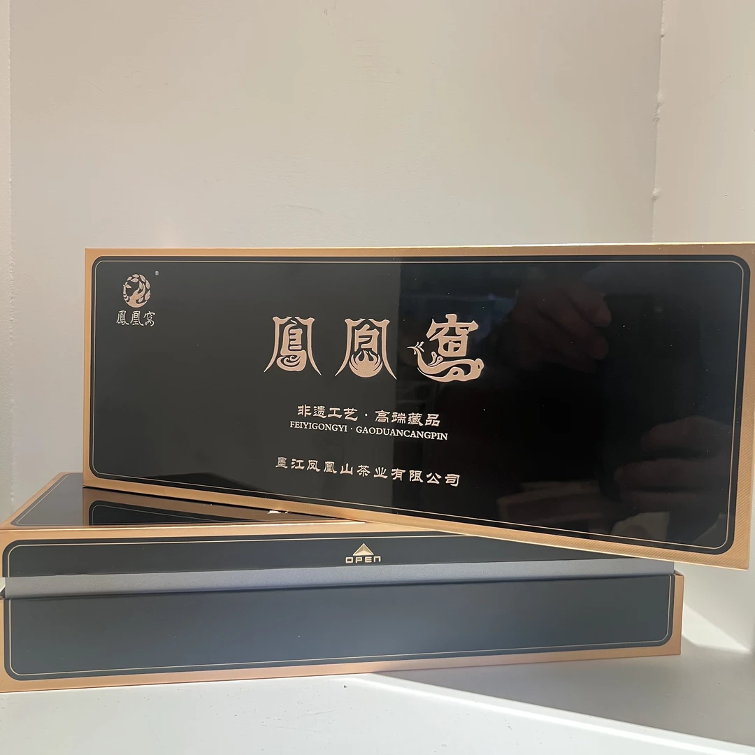 2018年凤凰窝·盛世古树龙珠 普洱茶·紧压茶