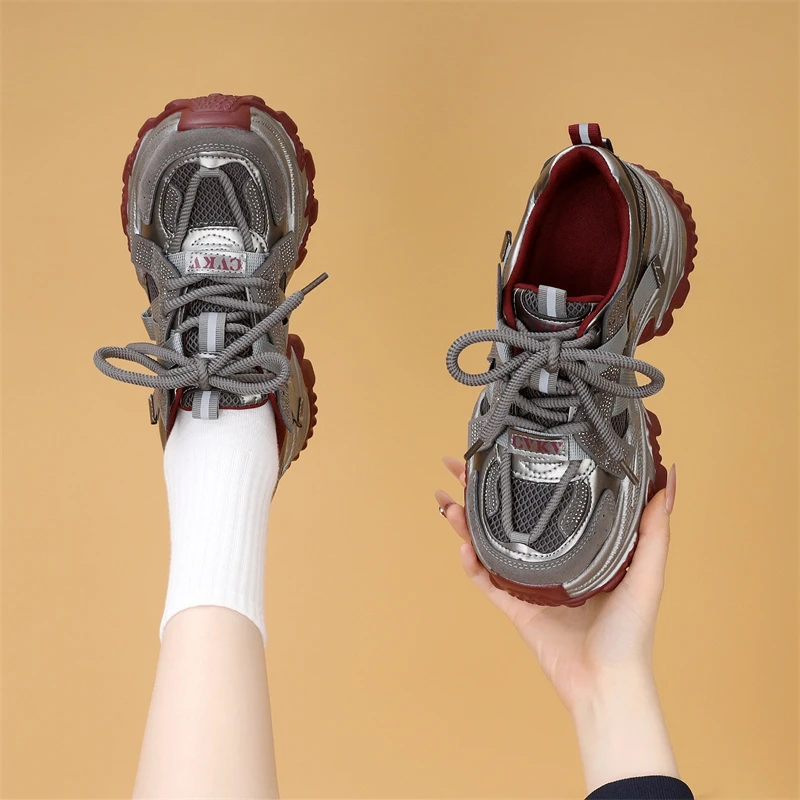 2025新款跑步透气女鞋秋季运动鞋春秋老爹鞋百搭休闲鞋网面鞋子