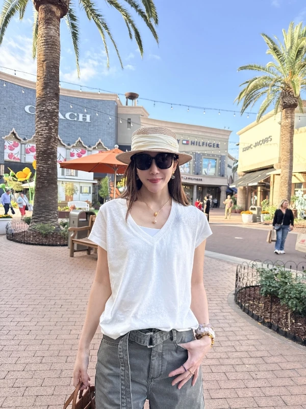 奈斯专属【至纯】25春夏老钱风百搭通勤V领短袖