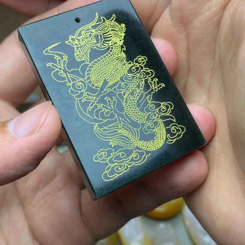 【闪购商品】颈饰未镶嵌和田玉