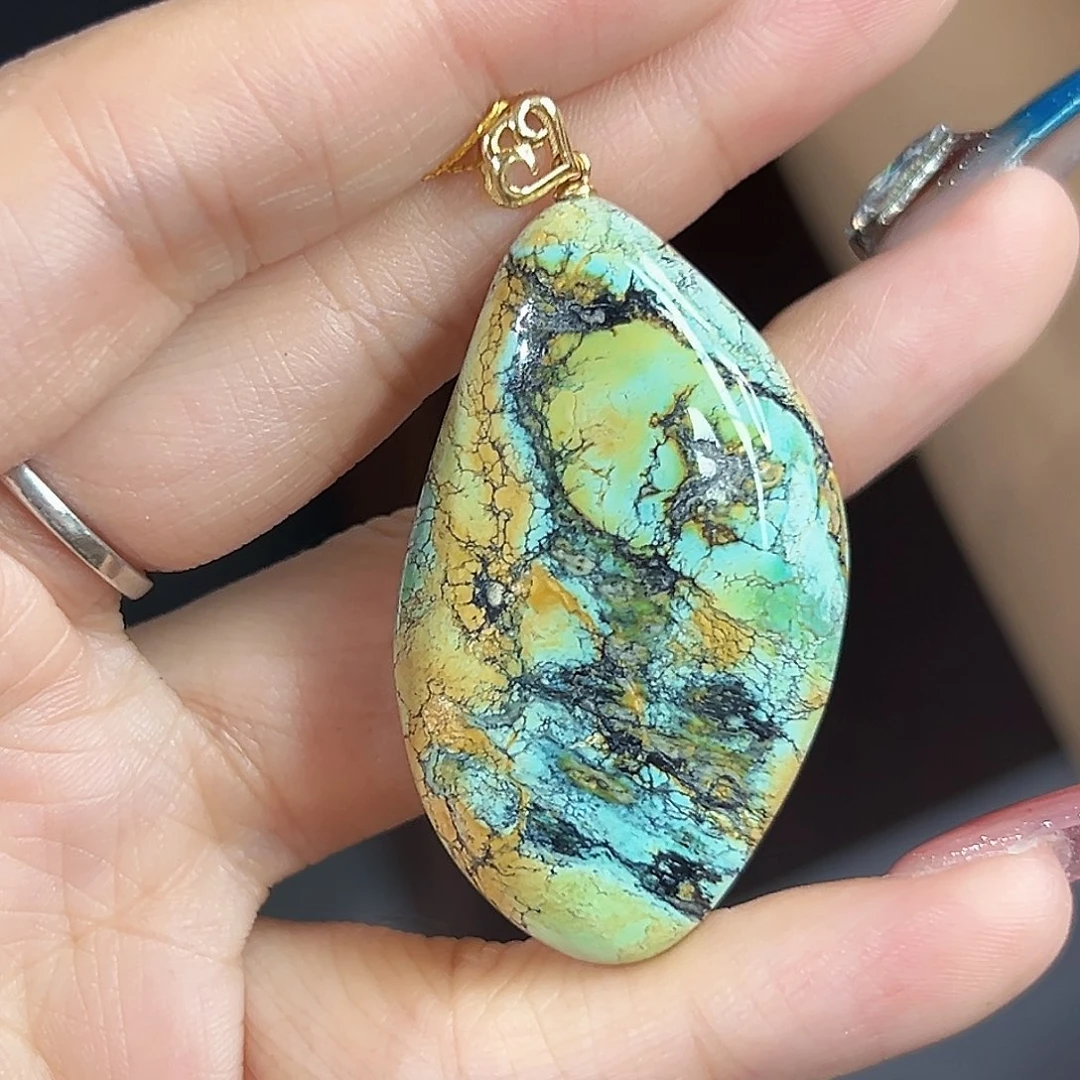 绿松石18K金镶嵌珠宝奇石