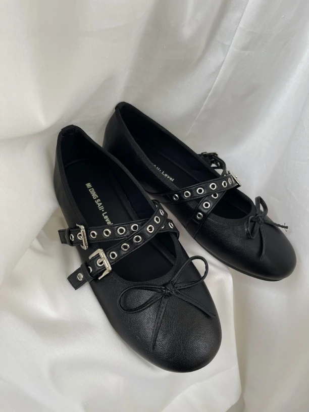 “设计感超强的Miu系玛丽珍”这款单鞋真的太美啦#5030-8