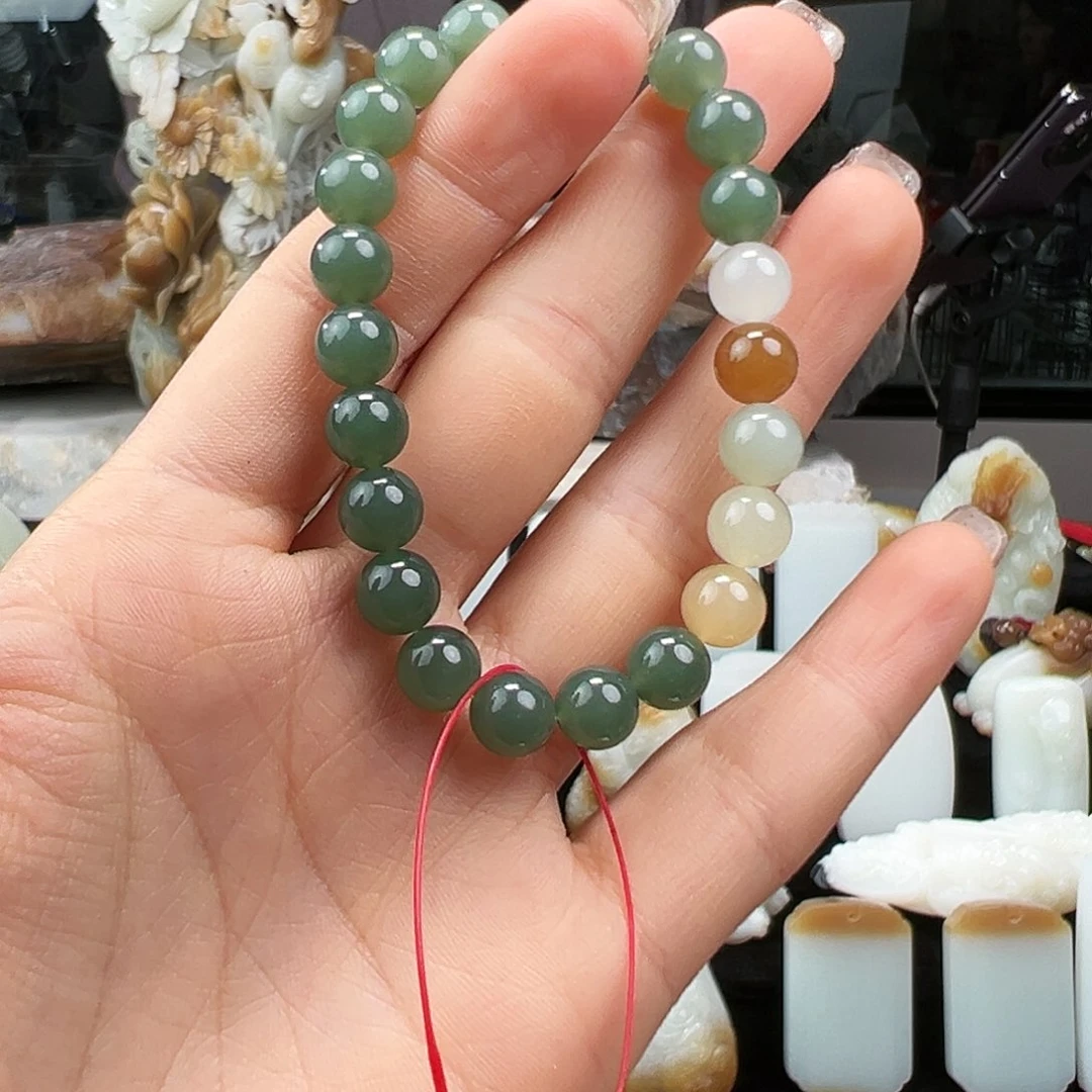 和田玉颈饰未镶嵌