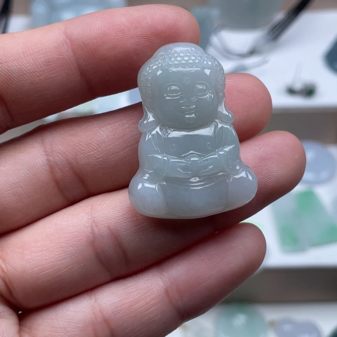 翡翠未镶嵌颈饰33