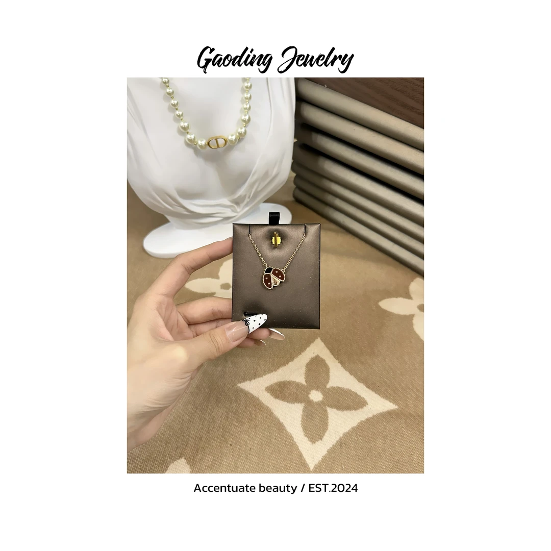 《诺语》围巾 轻奢时尚小众瓢虫围巾 v113围巾