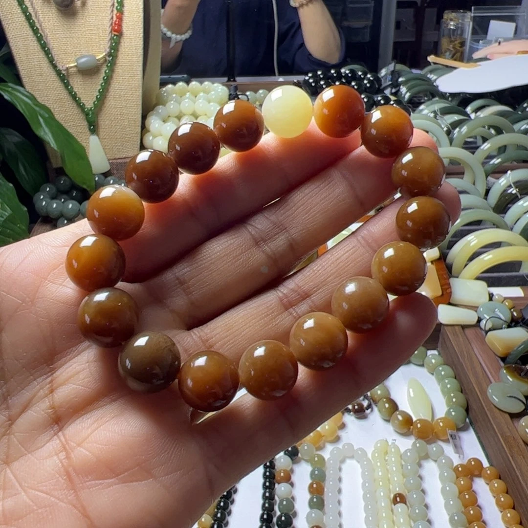 厉***马手链未镶嵌和田玉