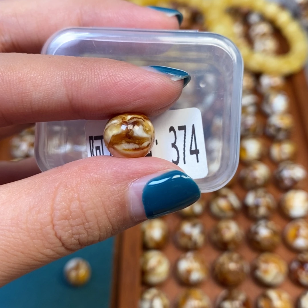 把件猴头核桃沁色圆珠老型374