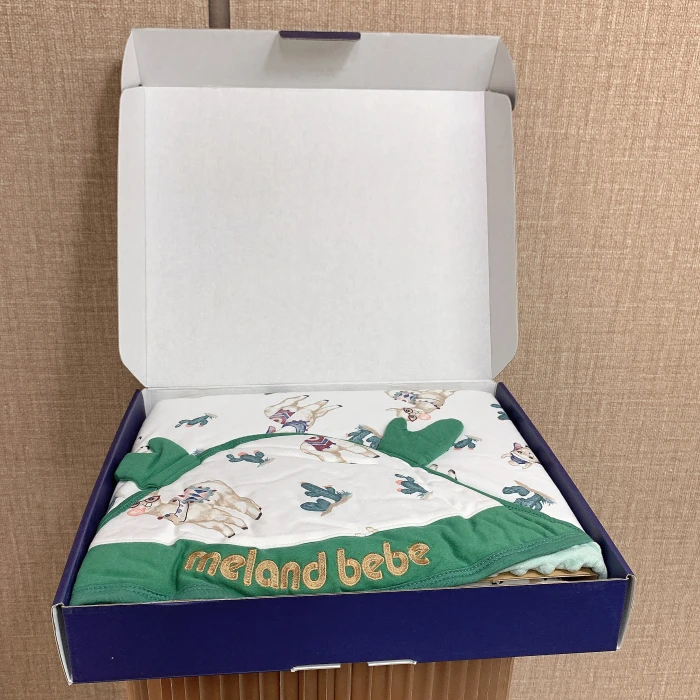 DP412   宝宝绿色印花抱被