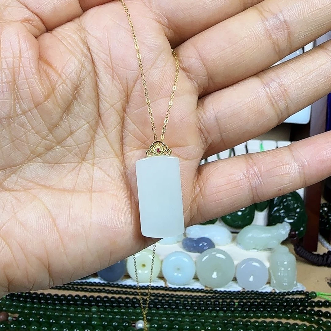 和田玉未镶嵌吊坠(不含链)