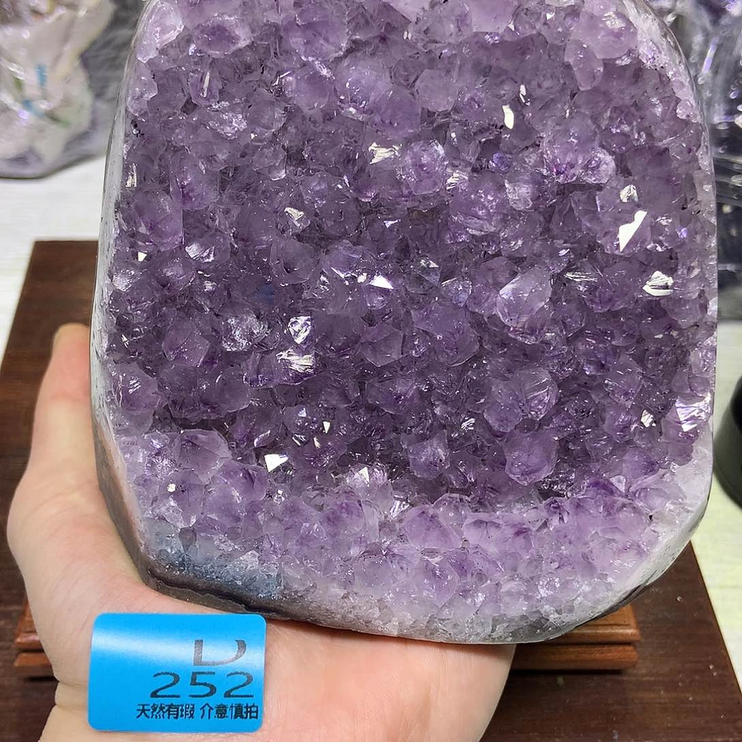 紫晶大型摆件（非配饰）未镶嵌
