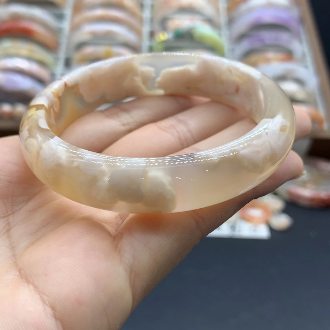 【闪购商品】玛瑙/玉髓耳钉未镶嵌?*笑