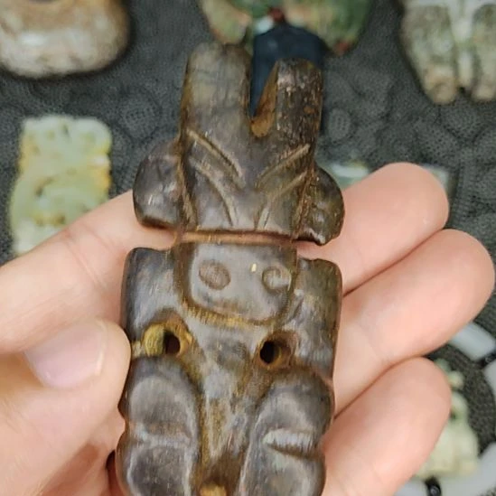 把件龙脊菩提物件优美，欢迎咨询