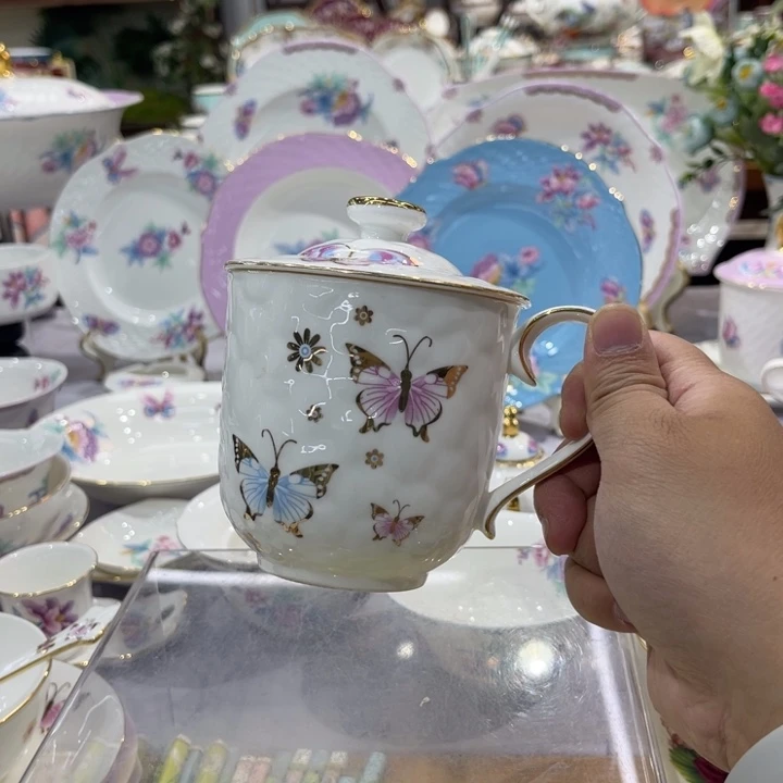 36%以上骨粉骨瓷马克杯带盖子一套