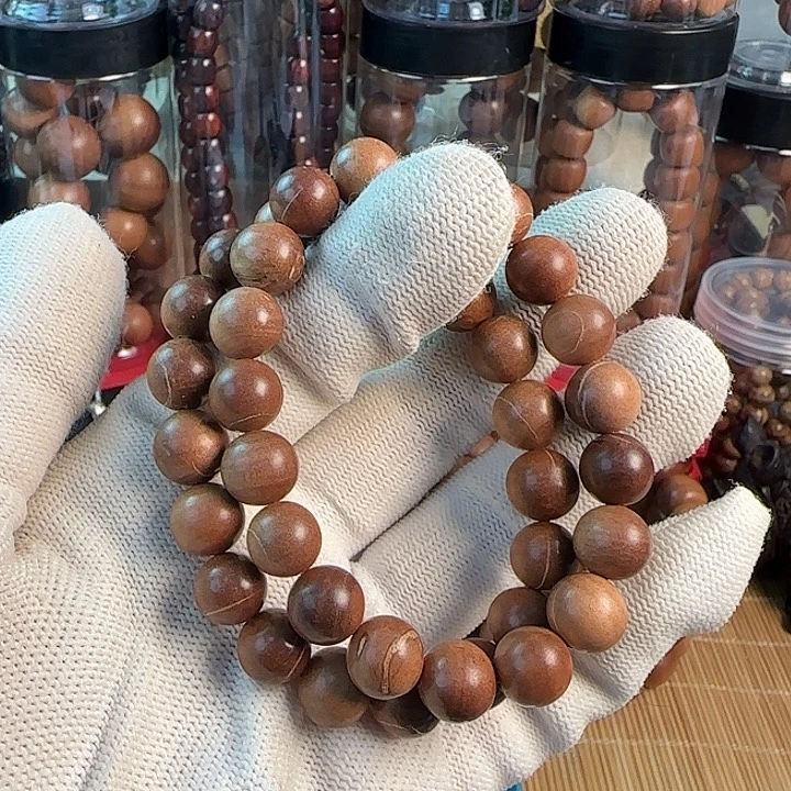 木质檀.檀.木……………..1.0瑕疵福利