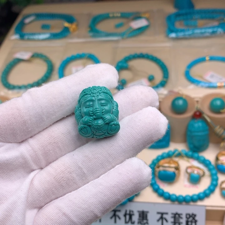 18K金镶嵌绿松石珠宝奇石