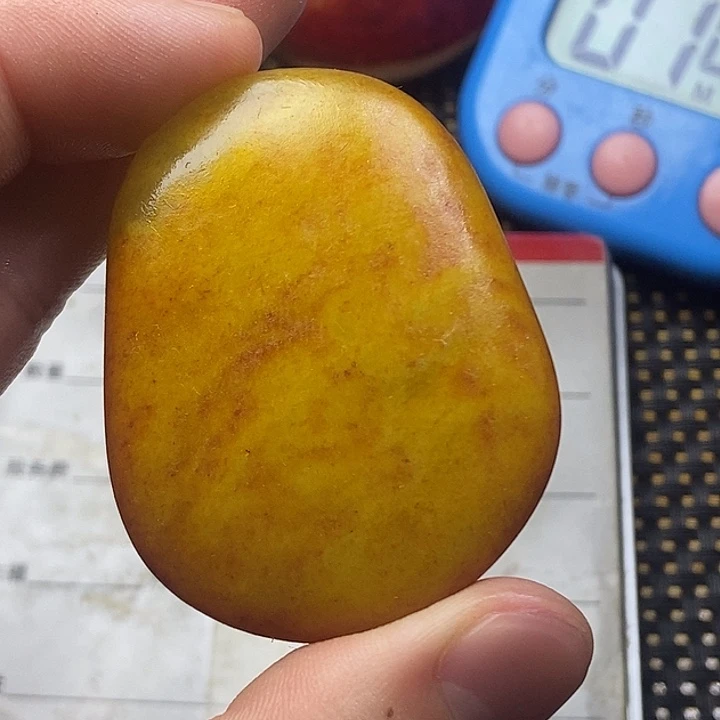 和田玉未镶嵌把件