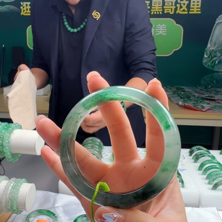 石英质玉手镯合金