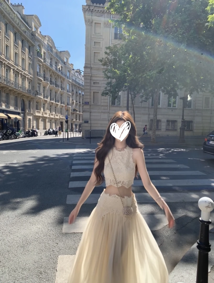 卢浮幻境 纯欲风性感辣妹气质精致短款蕾丝上衣高腰显瘦约会长裙