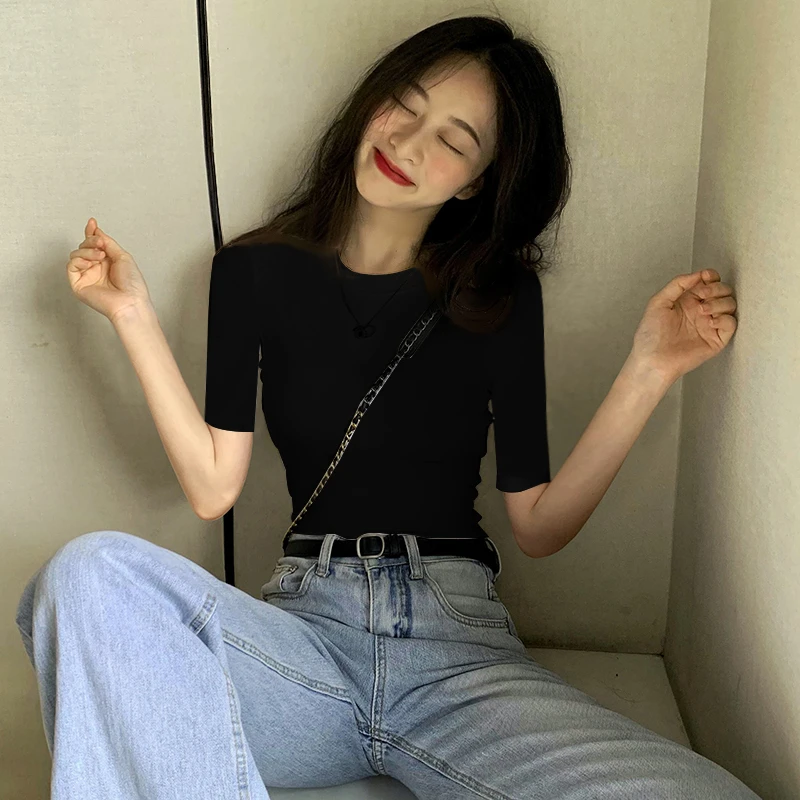 黑色半高领中袖t恤洋气衣服女夏季2025新款修身显瘦正肩打底上衣