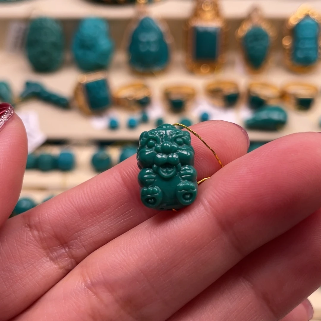 绿松石珠宝奇石未镶嵌