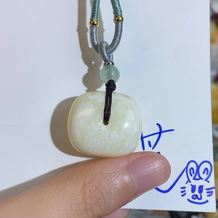 定制琥珀未镶嵌琥珀蜜蜡