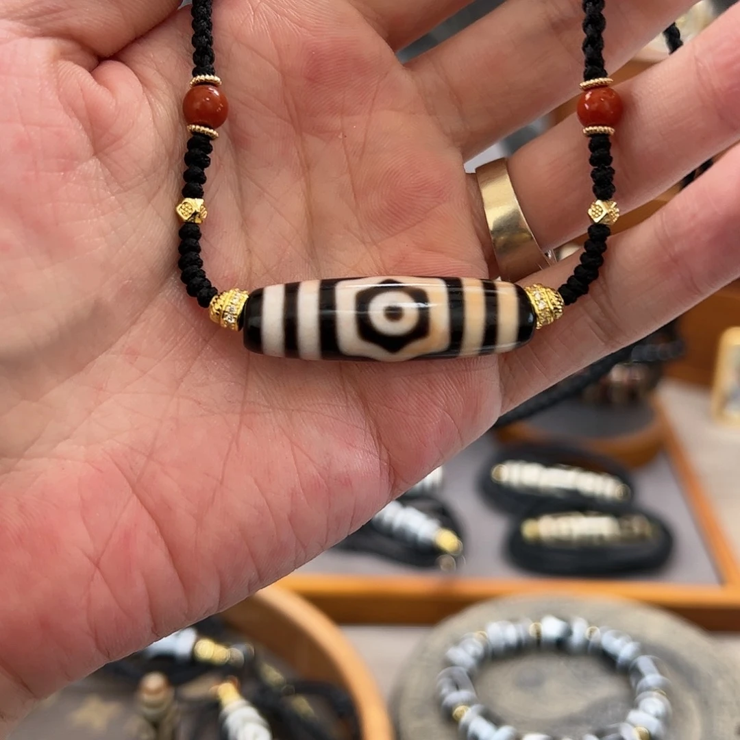 玛瑙/玉髓颈饰未镶嵌“*