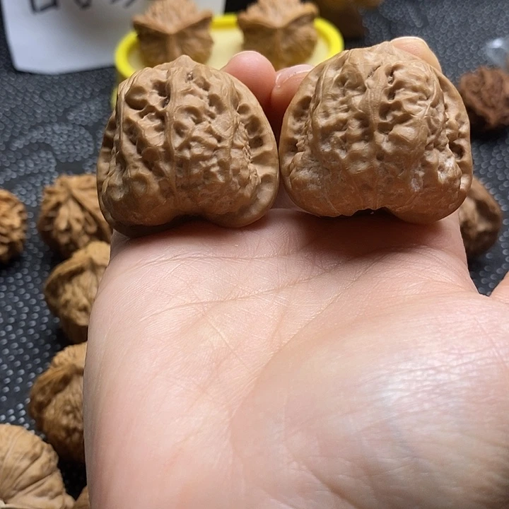 文玩核桃吊坠蛙40