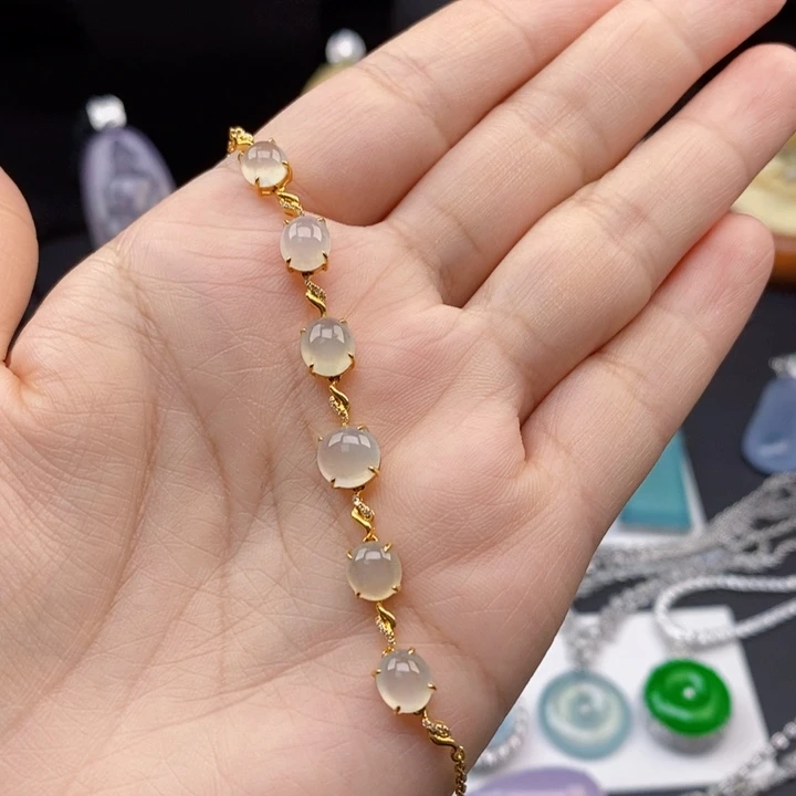 翡翠18K金镶嵌颈饰手链