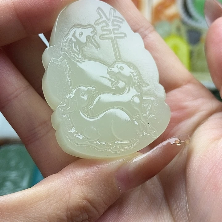 颈饰未镶嵌和田玉