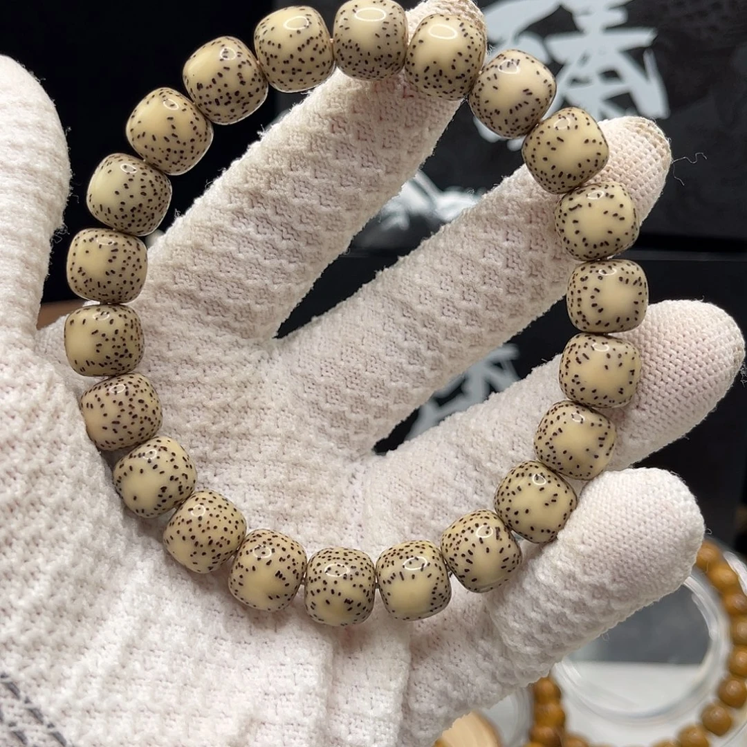 手串星月菩提石玉侧留白11×10    00088