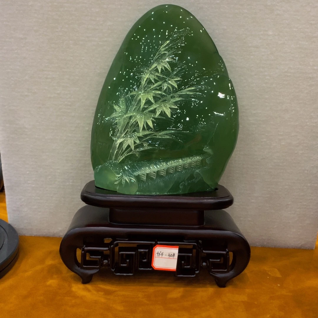 蛇纹石玉未镶嵌珠宝奇石