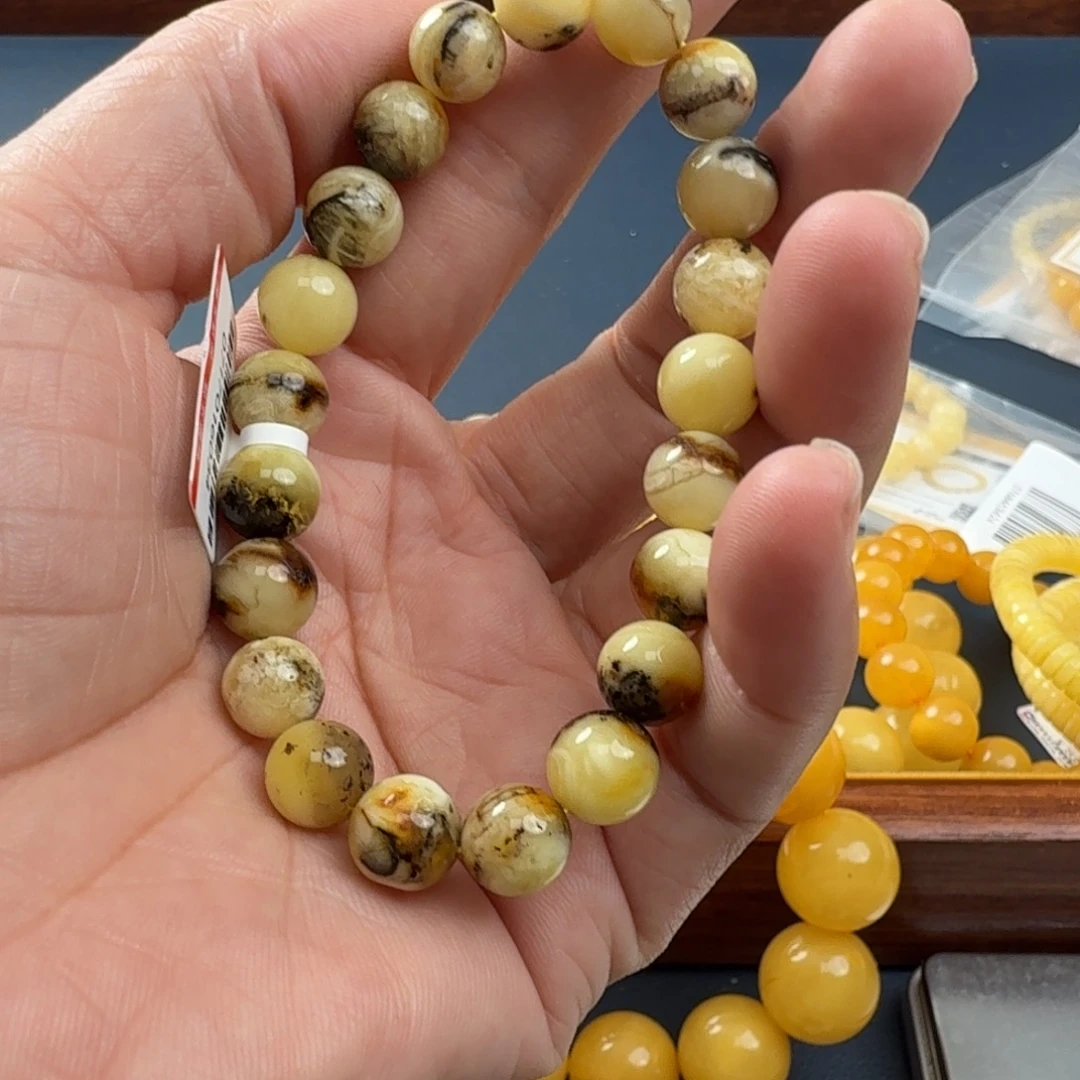 未镶嵌琥珀珠宝奇石