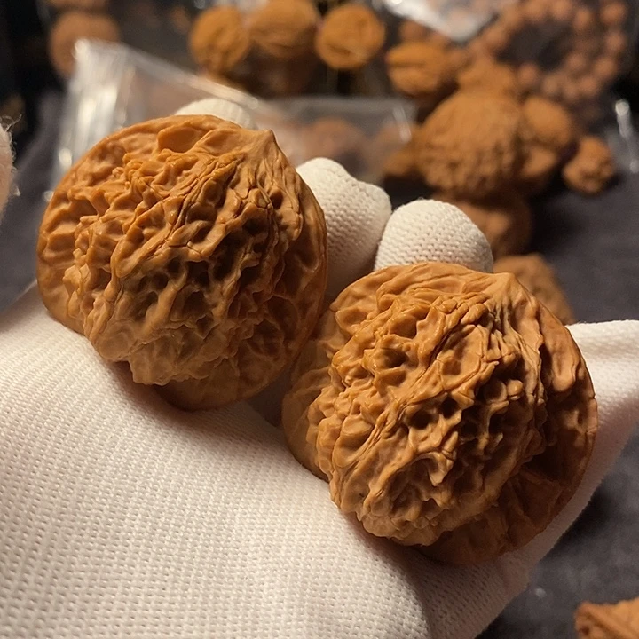 把件文玩核桃43.8盘龙纹狮子头