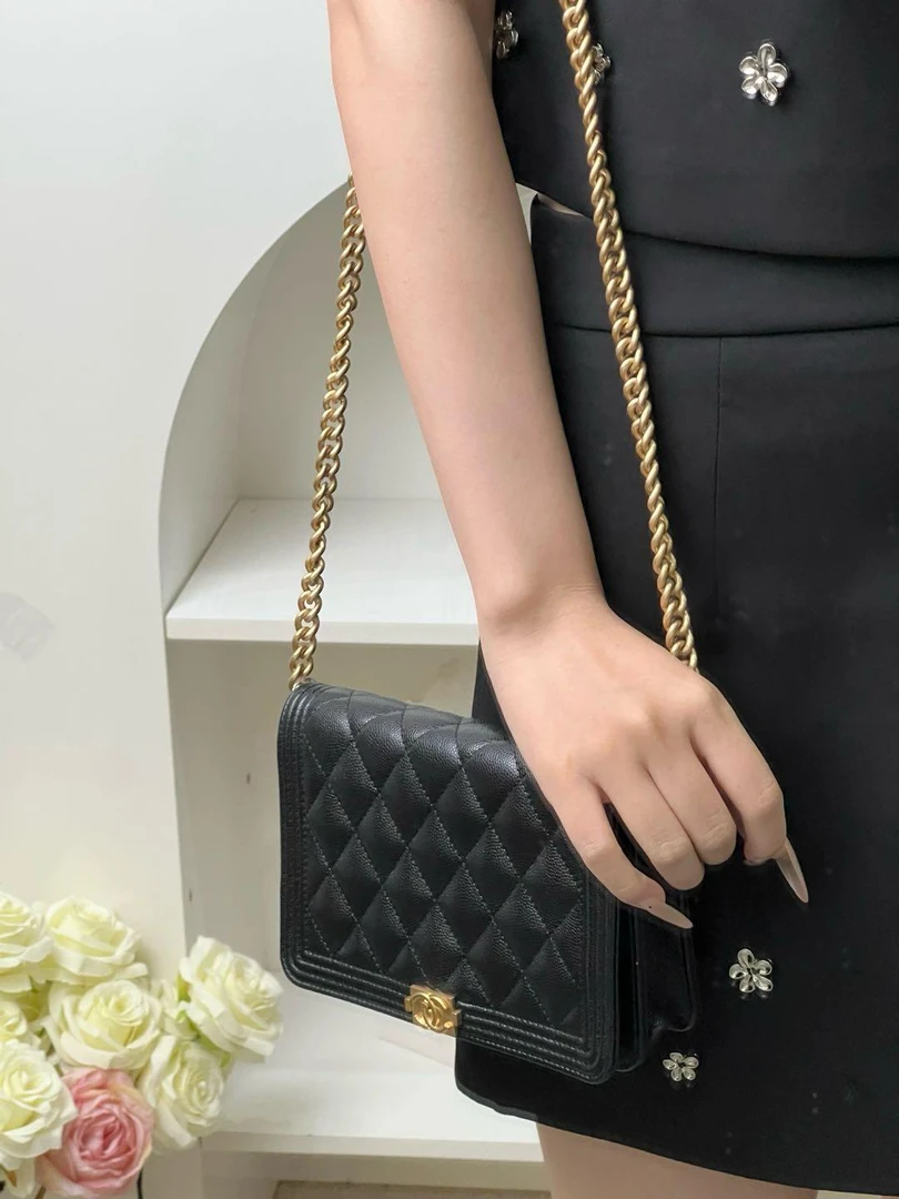 99新 Chanel/香奈儿 香奈儿Leboy woc黑金荔枝纹/优品