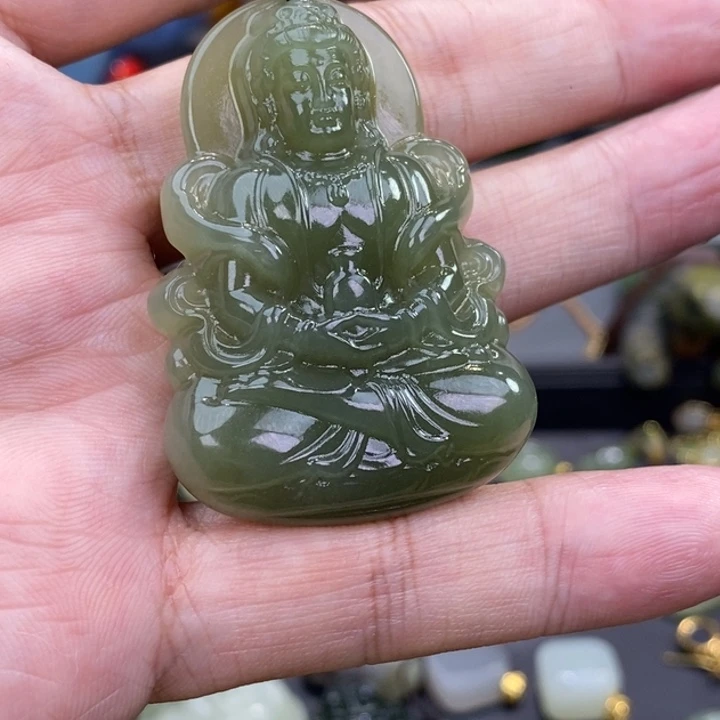 和田玉未镶嵌车挂
