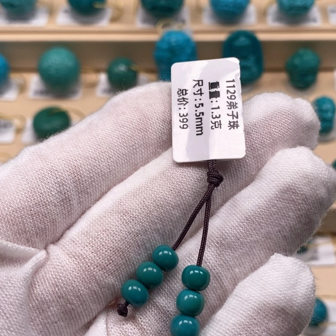 绿松石未镶嵌精品原矿高瓷绿松石