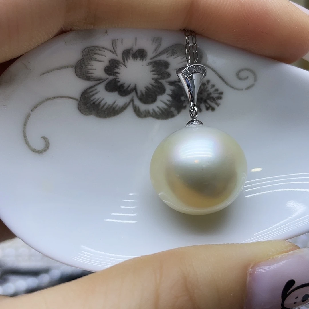 海水珍珠18K金镶嵌颈饰