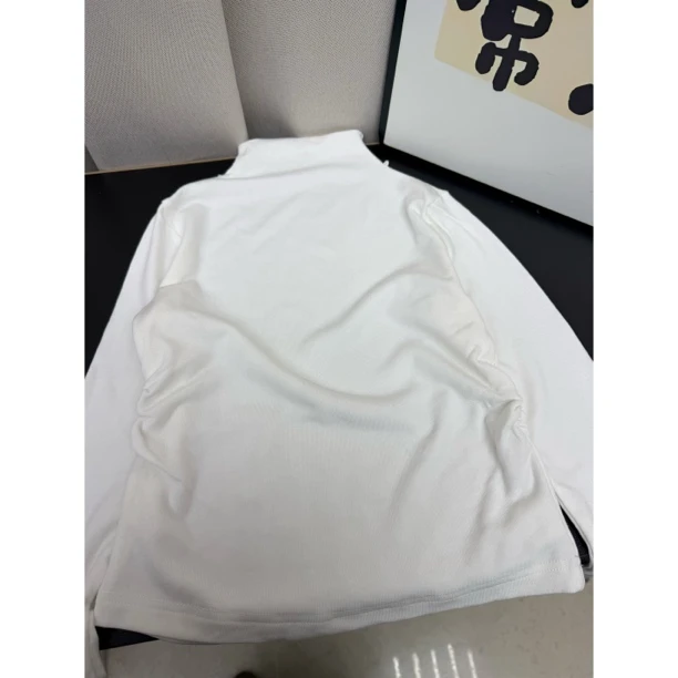 春款打底衫 有瑕