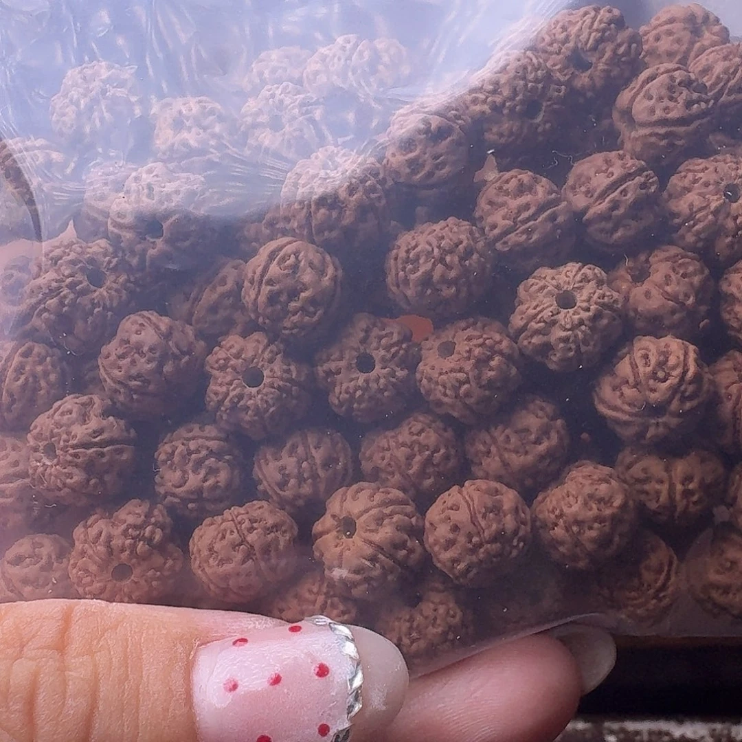 八***月吊坠金刚菩提100颗黄头微瑕疵