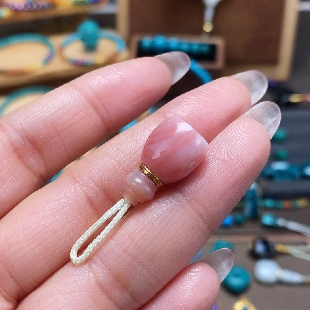 玛瑙/玉髓未镶嵌珠宝奇石