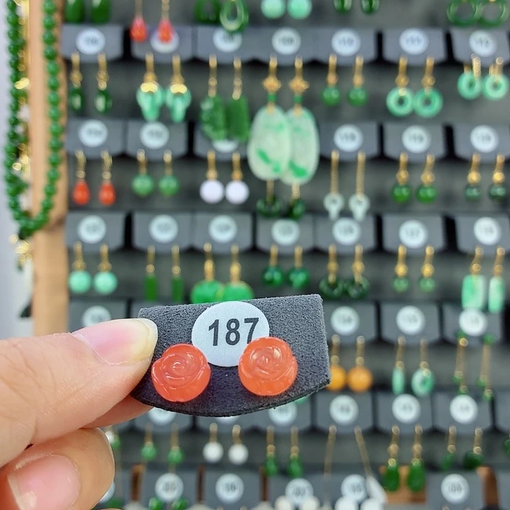 南红玛瑙18K金镶嵌耳饰