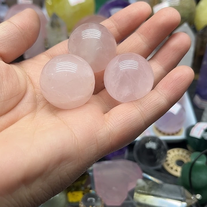 水晶珠宝半成品未镶嵌90克粉水晶球